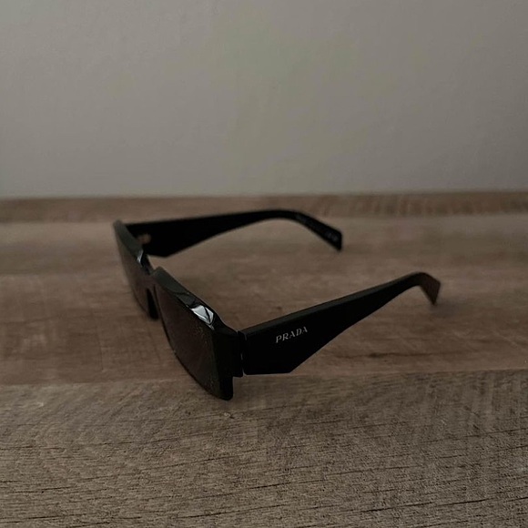 brand new prada glasses for sell - Picture 1 of 3